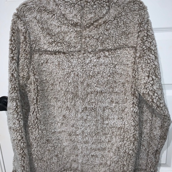 Alpine Sherpa Pullover - Picture 3 of 3